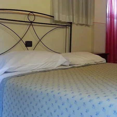 فندق Borgo La Collina بيرودجا