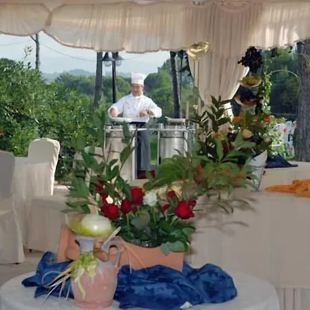 Borgo La Collina Hotel 3*