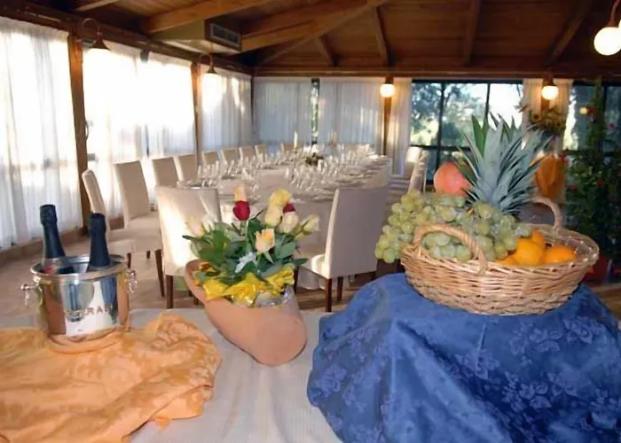 Borgo La Collina מלון 3*